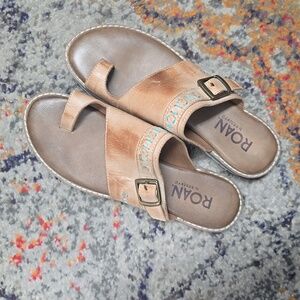 Roan Zuri Sandal size 9
